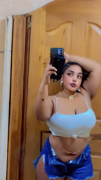 Pretty — 10